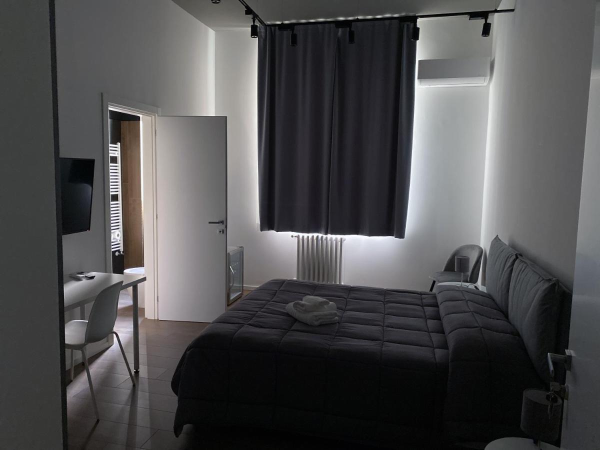 Business Home Via Isonzo B&B Foggia Exteriör bild